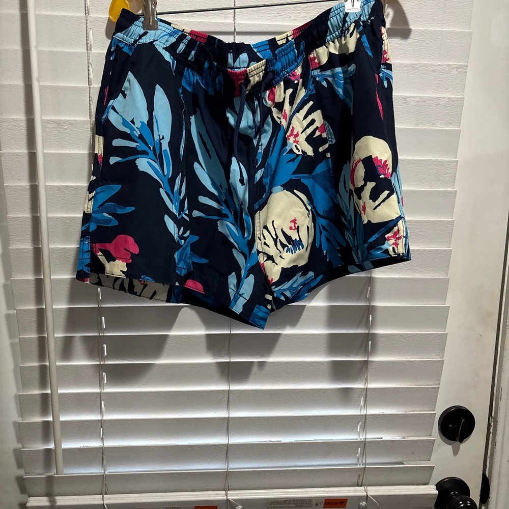 Calypso Floral Navy Women's Shorts New with tags